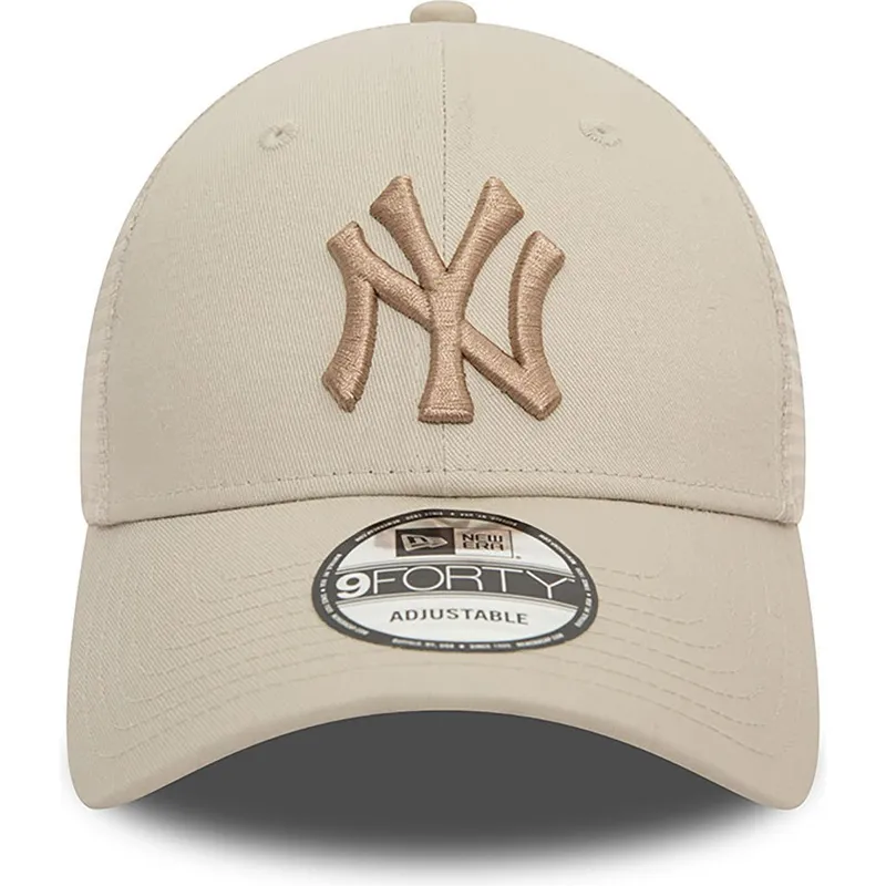 siltovka-zaoblena-bezova-snapback-9forty-home-field-new-york-yankees-mlb-new-era siltovka-zaoblena-bezova-snapback-9forty-home-field-new-york-yankees-mlb-new-era