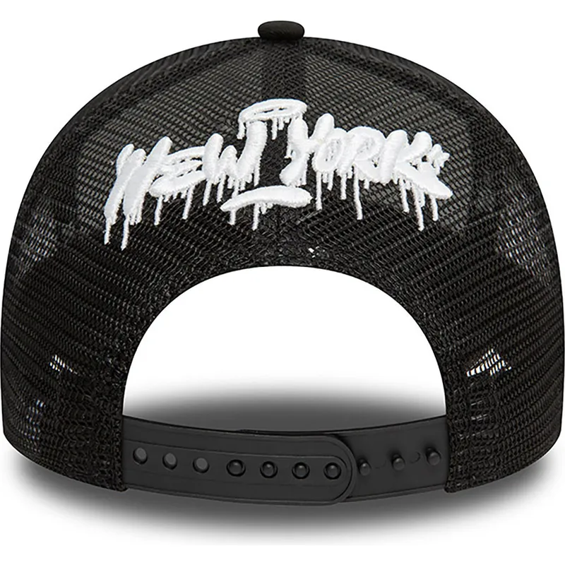 siltovka-zaoblena-cierna-snapback-a-frame-graphic-hot-dog-new-york-new-era