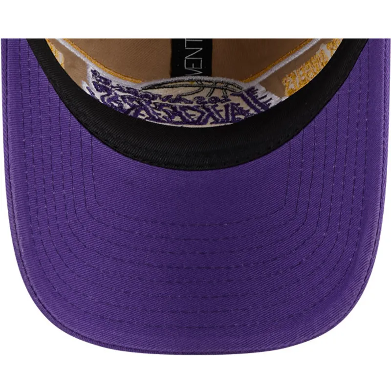 braune-und-violette-verstellbare-curved-cap-9twenty-draft-2024-der-los-angeles-lakers-nba-von-new-era