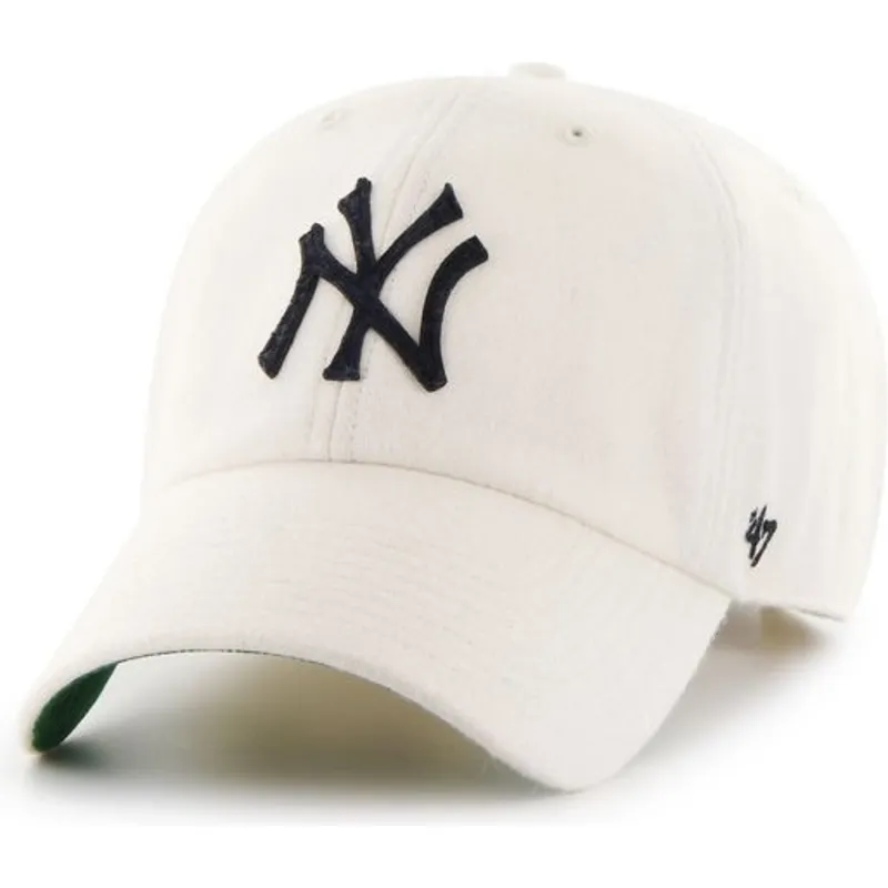 cap-zaoblena-cream-adjustable-strap-negro-new-york-yankees-mlb-47-brand