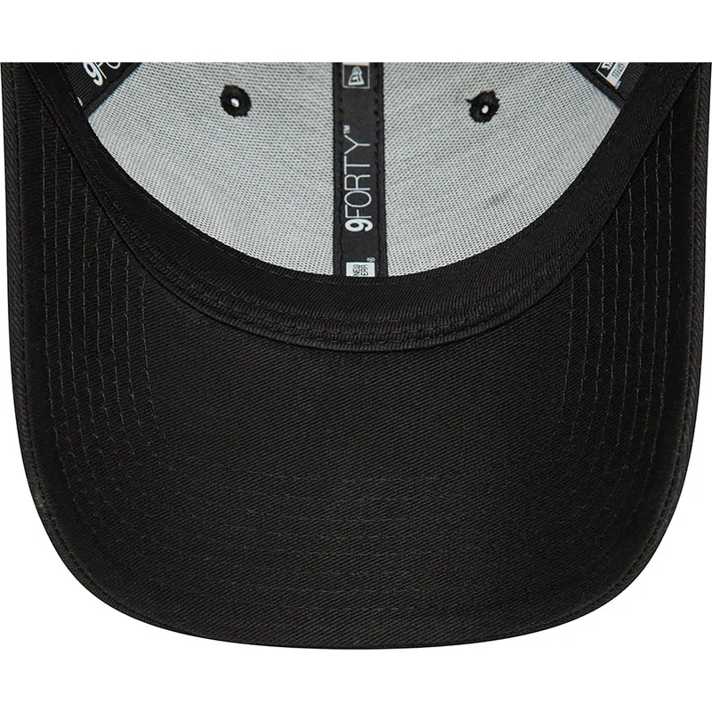siltovka-zaoblena-cierna-snapback-9forty-haas-f1-team-formula-1-new-era siltovka-zaoblena-cierna-snapback-9forty-haas-f1-team-formula-1-new-era