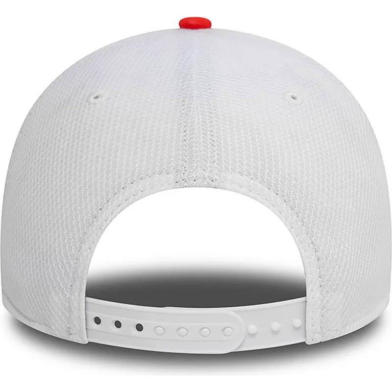 cap-zaoblena-white-snapback-nico-hulkenberg-9forty-haas-f1-team-formula-1-new-era