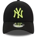 siltovka-zaoblena-cierna-nastavitelny-9forty-league-essential-new-york-yankees-mlb-new-era