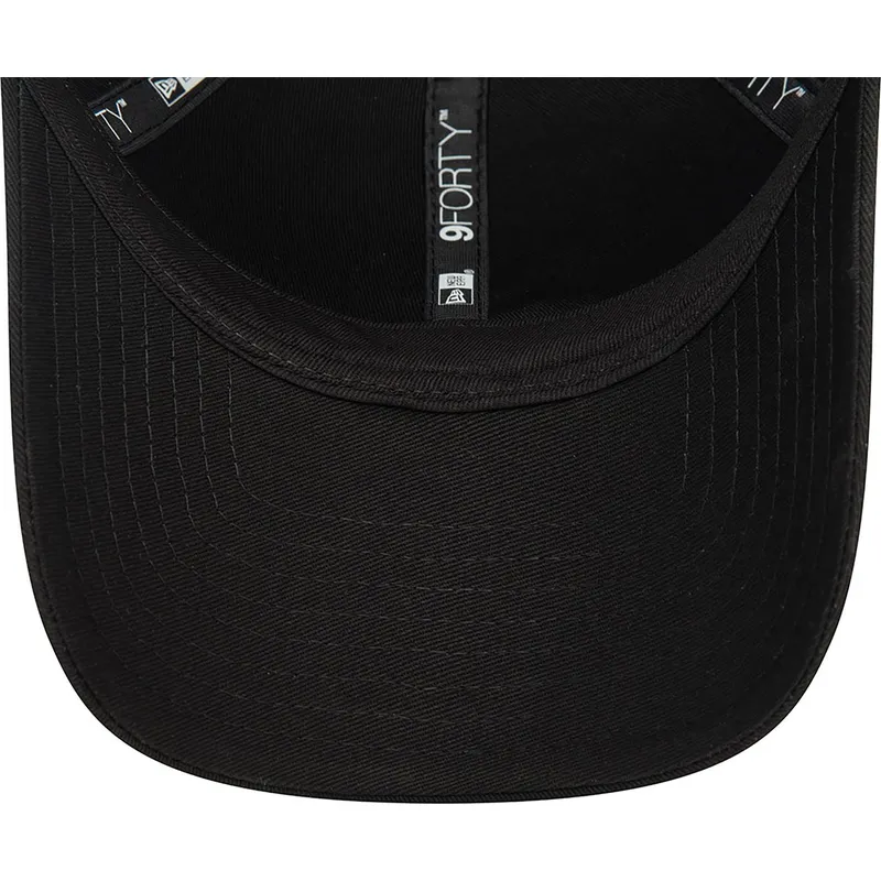 siltovka-zaoblena-cierna-nastavitelny-9forty-metallic-pin-chicago-bulls-nba-new-era