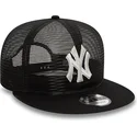siltovka-rovna-cierna-snapback-9fifty-embroidered-mesh-new-york-yankees-mlb-new-era