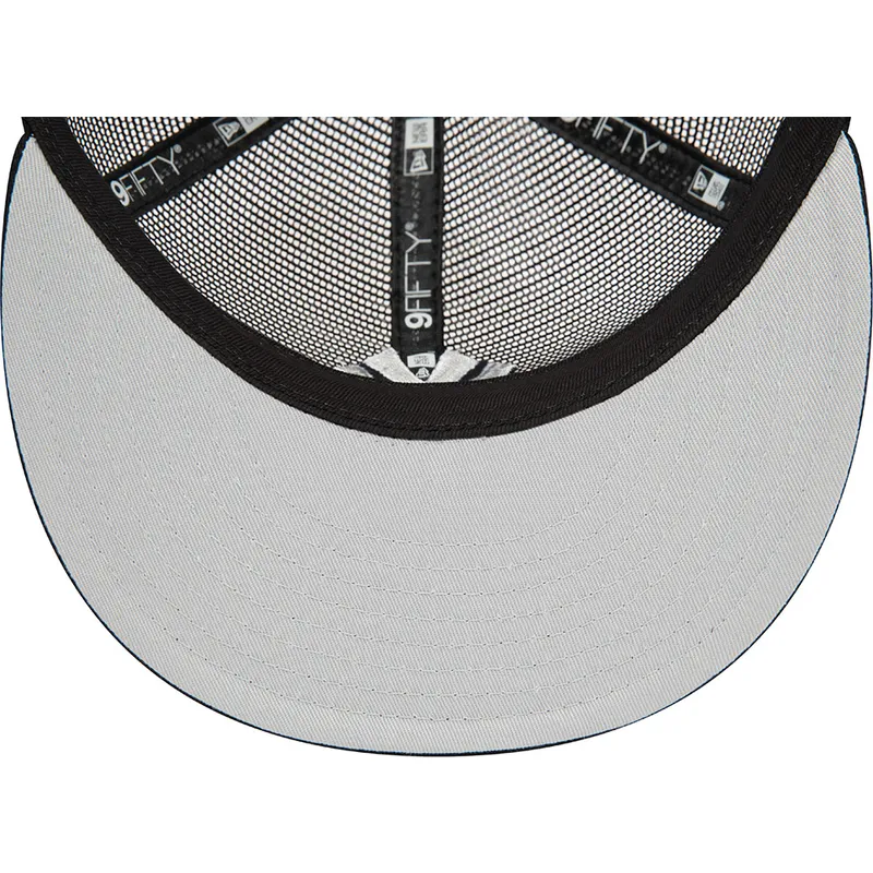 siltovka-rovna-cierna-snapback-9fifty-embroidered-mesh-new-york-yankees-mlb-new-era