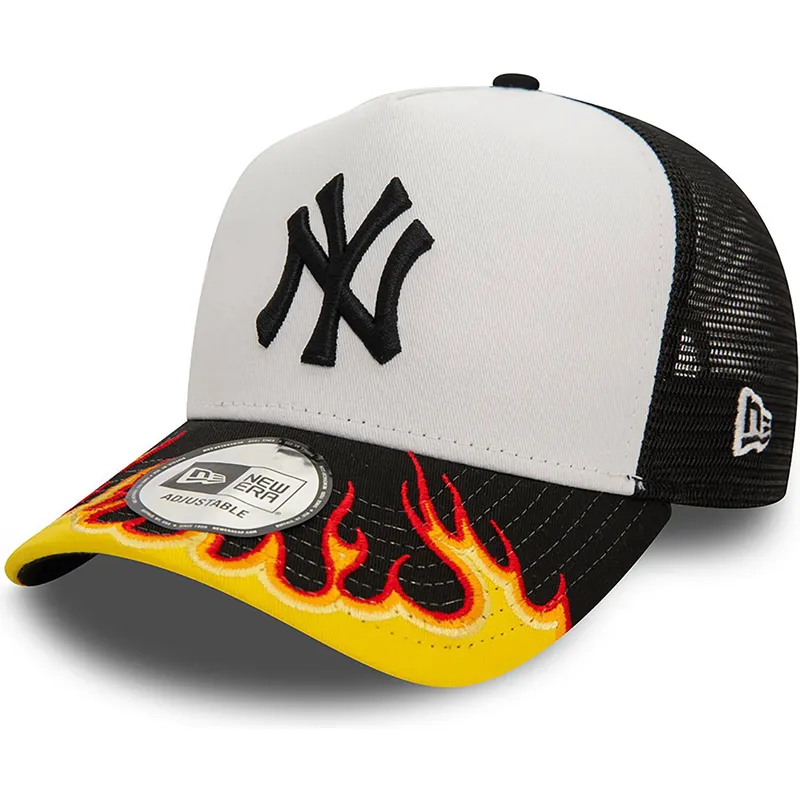 siltovka-zaoblena-biely-snapback-a-frame-flame-new-york-yankees-mlb-new-era