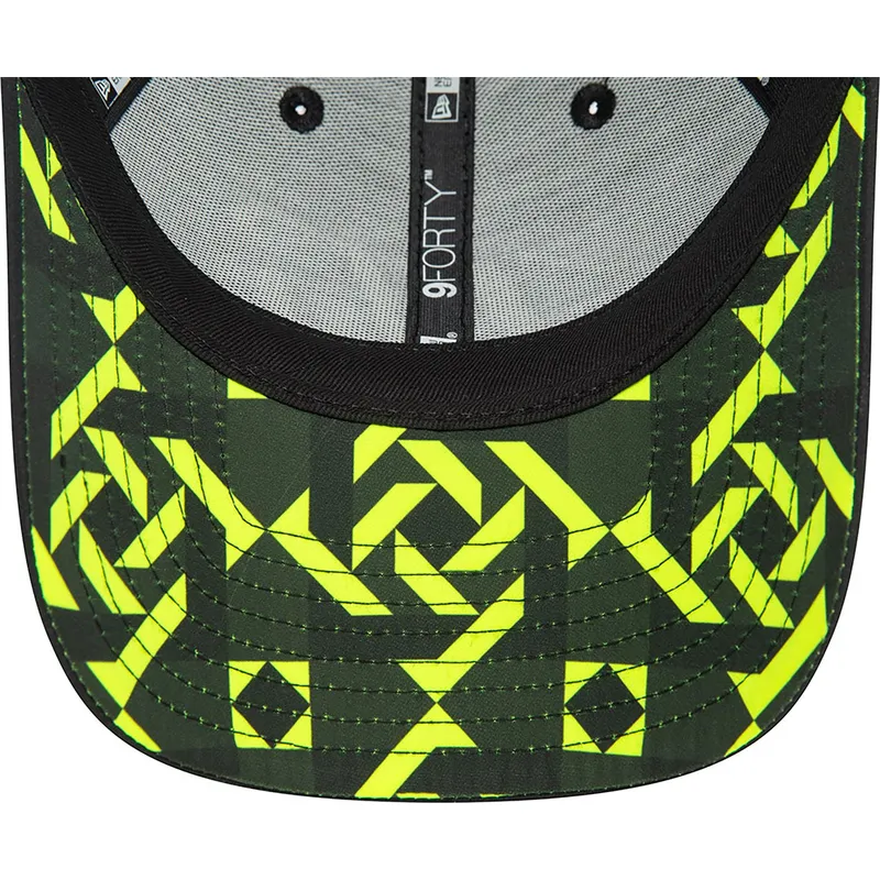 siltovka-zaoblena-cierna-nastavitelny-9forty-geo-undervisor-print-valentino-rossi-vr46-motogp-new-era siltovka-zaoblena-cierna-nastavitelny-9forty-geo-undervisor-print-valentino-rossi-vr46-motogp-new-era