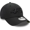 schwarze-verstellbare-kappe-mit-gebogenem-schirm-und-schwarzem-logo-9forty-geo-undervisor-print-von-valentino-rossi-vr46-motogp-