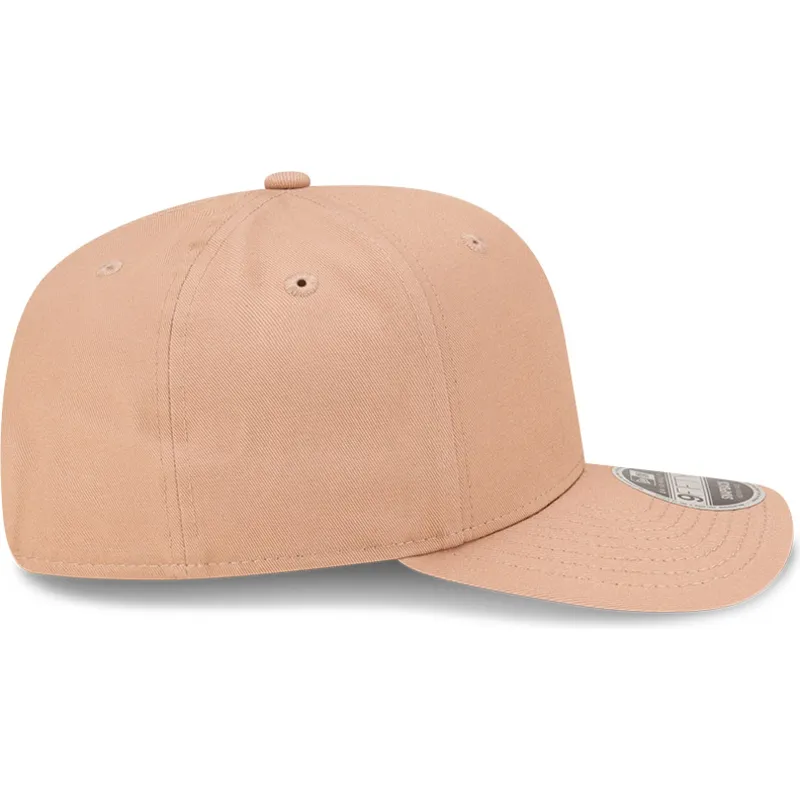 siltovka-zaoblena-bezova-snapback-9fifty-seasonal-flower-red-bull-racing-formula-1-new-era siltovka-zaoblena-bezova-snapback-9fifty-seasonal-flower-red-bull-racing-formula-1-new-era
