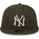 siltovka-rovna-zelena-nastavitelny-9fifty-waxed-canvas-new-york-yankees-mlb-new-era