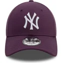 9forty-league-essential-new-york-yankees-mlb-verstellbare-violette-kappe-mit-gebogenem-schirm-von-new-era