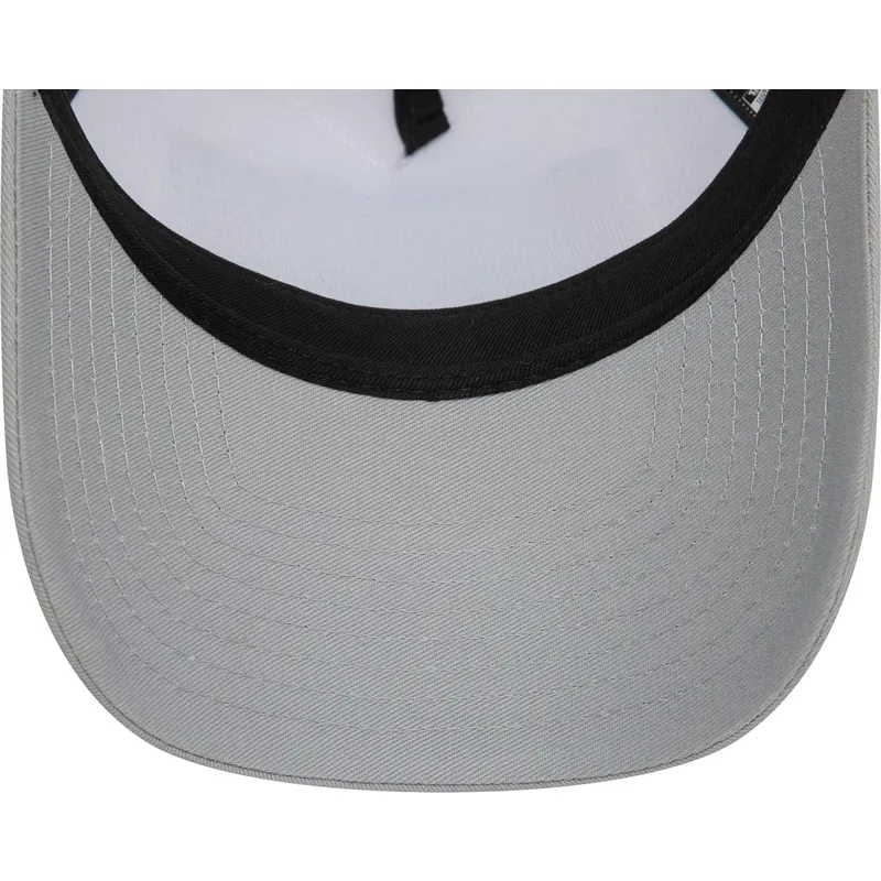 siltovka-zaoblena-siva-snapback-a-frame-ski-patch-st-moritz-ciudades-y-playas-new-era siltovka-zaoblena-siva-snapback-a-frame-ski-patch-st-moritz-ciudades-y-playas-new-era