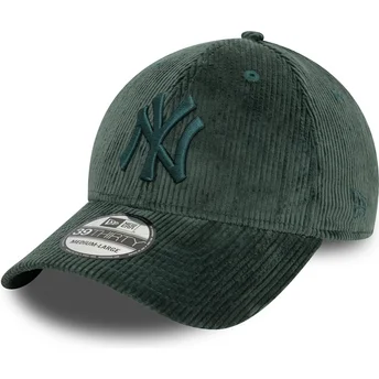 New Era Curved Brim Green Logo 39FIRTY Cord New York Yankees MLB Green Fitted Cap