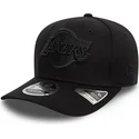 los-angeles-lakers-nba-9fifty-stretch-snap-schwarze-snapback-kappe-mit-gebogenem-schirm-von-new-era