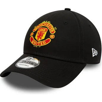 Šiltovky zaoblená čierna nastaviteľný pásik 9FORTY Essential Manchester United Football Club Premier League New Era
