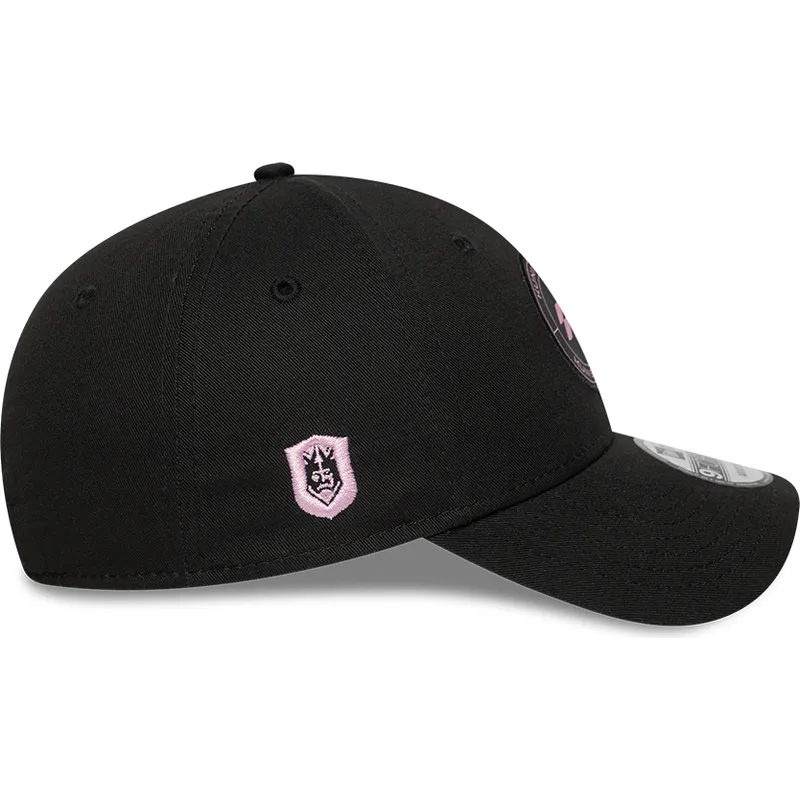 schwarze-verstellbare-curved-cap-9forty-core-von-kunisports-kings-league-von-new-era