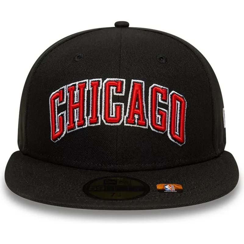 schwarze-enganliegende-59fifty-statement-flat-cap-der-chicago-bulls-nba-von-new-era