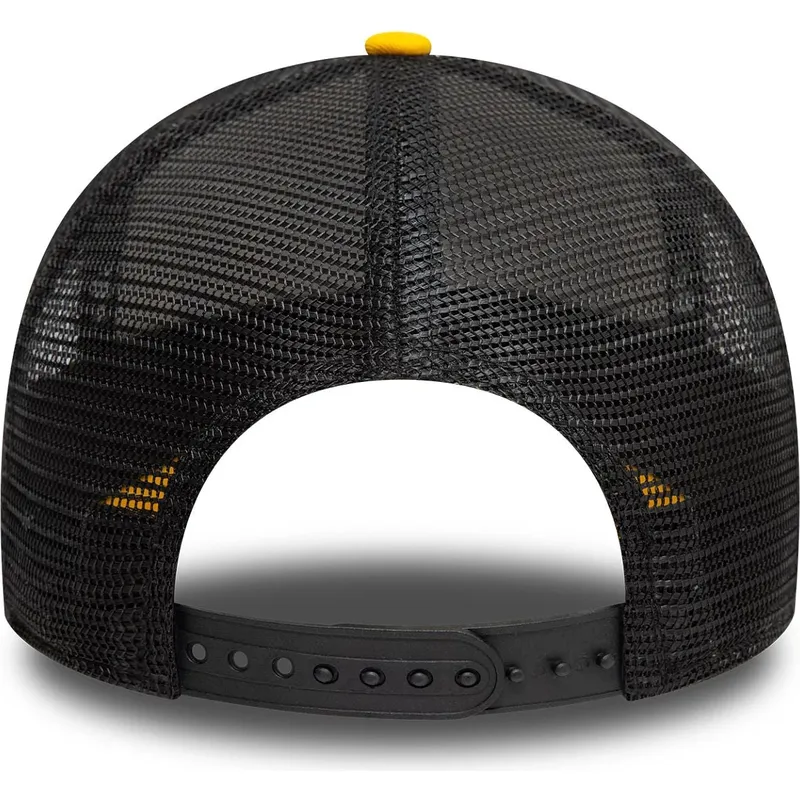 beige-und-gelbe-trucker-kappe-9forty-a-frame-license-plate-dubai-stadte-und-strande-von-new-era