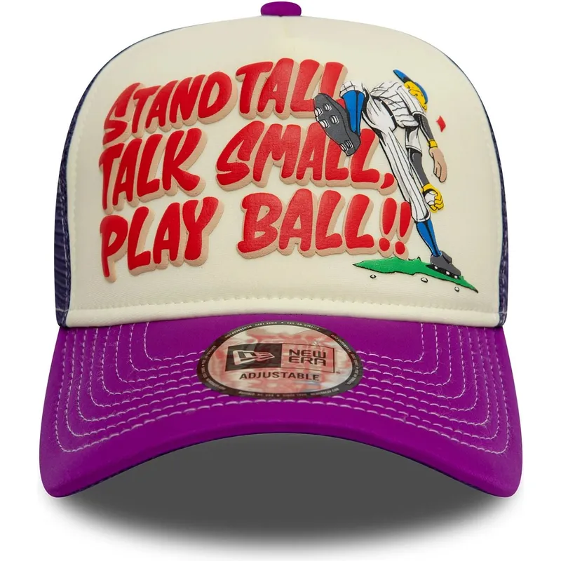 beige-und-violette-trucker-kappe-9forty-a-frame-graphic-stand-tall-talk-small-play-ball-von-new-era
