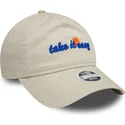 beige-verstellbare-curved-cap-fur-damen-9twenty-take-it-easy-von-new-era
