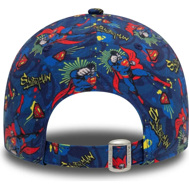 cap-zaoblena-navy-blue-adjustable-strap-pre-deti-9forty-all-over-print-superman-dc-comics-new-era