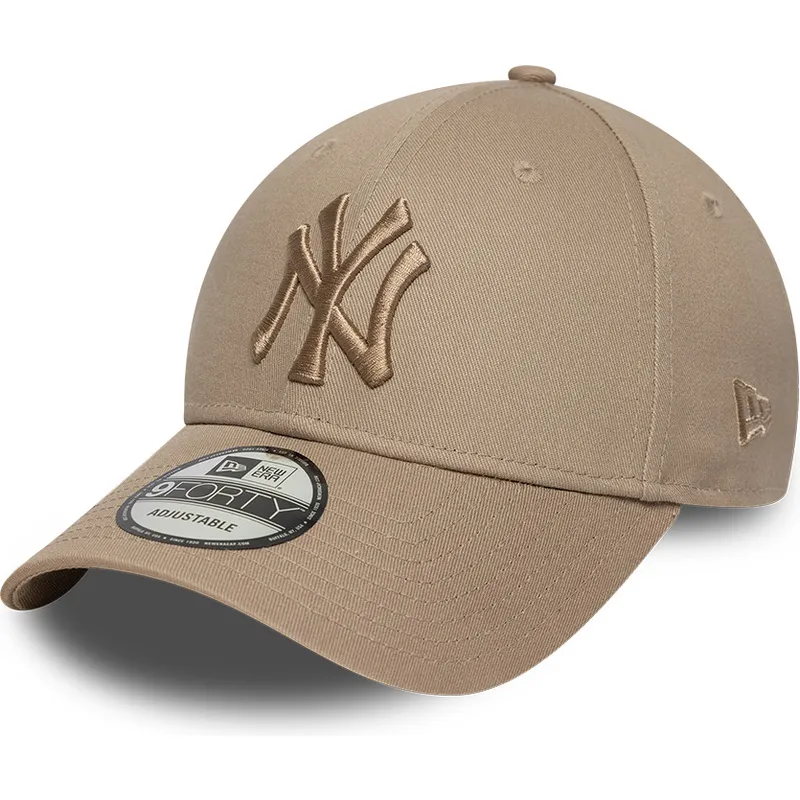 cap-zaoblena-brown-adjustable-strap-claro-9forty-league-essential-new-york-yankees-mlb-new-era