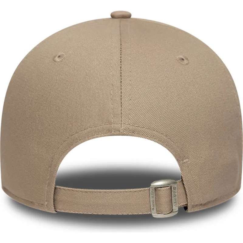 siltovky-zaoblena-hneda-nastavitelny-pasik-claro-9forty-league-essential-new-york-yankees-mlb-new-era