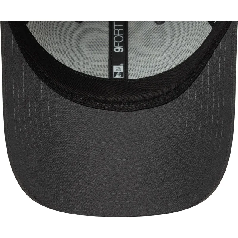 cap-zaoblena-gray-adjustable-strap-9forty-flawless-new-york-yankees-mlb-new-era