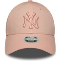 cap-zaoblena-pink-adjustable-strap-9forty-league-essential-new-york-yankees-mlb-new-era