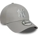 siltovka-zaoblena-siva-nastavitelny-pasik-9forty-outline-new-york-yankees-mlb-new-era
