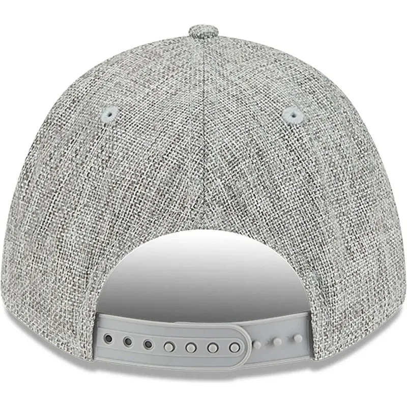 siltovka-zaoblena-siva-snapback-9forty-m-crown-a-frame-cotton-weave-chicago-white-sox-mlb-new-era