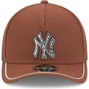 new-era-new-york-yankees-mlb-9forty-m-crown-a-frame-motorsport-braune-snapback-cap-mit-gebogenem-schirm