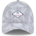 siltovky-zaoblena-siva-nastavitelny-pasik-9twenty-leaf-open-back-spring-training-fan-pack-2025-new-york-yankees-mlb-new-era