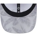 cap-zaoblena-gray-adjustable-strap-9twenty-leaf-open-back-spring-training-fan-pack-2025-new-york-yankees-mlb-new-era
