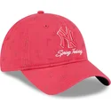 cap-zaoblena-pink-adjustable-strap-9twenty-pattern-spring-training-fan-pack-2025-new-york-yankees-mlb-new-era