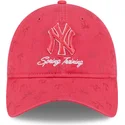 cap-zaoblena-pink-adjustable-strap-9twenty-pattern-spring-training-fan-pack-2025-new-york-yankees-mlb-new-era