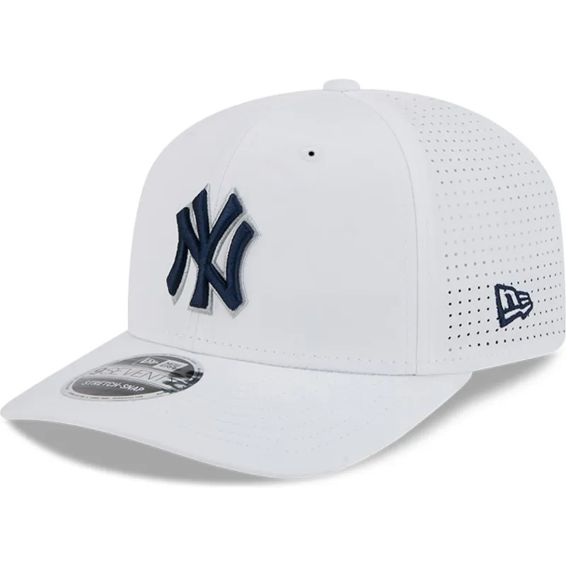 siltovka-zaoblena-biely-snapback-9seventy-perf-spring-training-fan-pack-2025-new-york-yankees-mlb-new-era