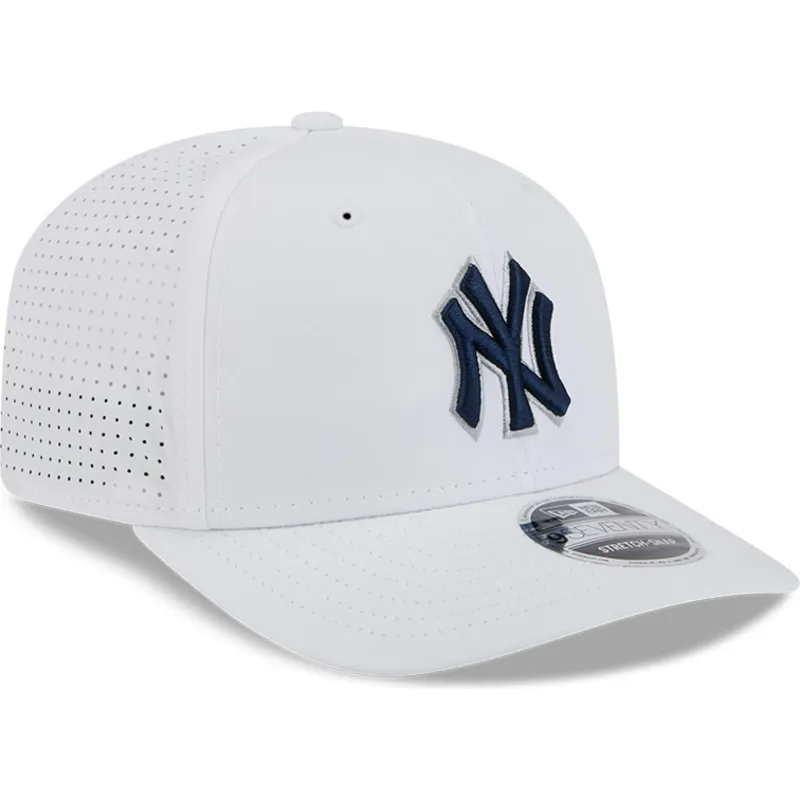 siltovka-zaoblena-biely-snapback-9seventy-perf-spring-training-fan-pack-2025-new-york-yankees-mlb-new-era