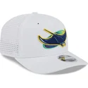 siltovka-zaoblena-biely-snapback-9seventy-perf-spring-training-fan-pack-2025-tampa-bay-rays-mlb-new-era