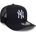 siltovky-zaoblena-kamionista-tmavomodra-snapback-9seventy-stretch-snap-new-york-yankees-mlb-new-era