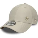 cap-zaoblena-beige-adjustable-strap-9forty-tonal-flawless-new-york-yankees-mlb-new-era