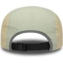 verstellbare-beige-und-grune-gebogene-kappe-runner-tech-von-new-era