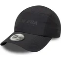 new-era-curved-brim-runner-tech-black-adjustable-cap