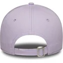 violette-verstellbare-curved-cap-fur-damen-mit-violettem-logo-9forty-league-essential-der-los-angeles-dodgers-mlb-von-new-era