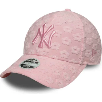 Gebogene rosa verstellbare Damenkappe 9FORTY Floral Towelling der New York Yankees MLB von New Era