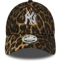 damen-verstellbare-leoparden-kurvenkappe-9twenty-outline-der-new-york-yankees-mlb-von-new-era