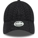 siltovky-zaoblena-cierna-nastavitelny-pasik-9twenty-broderie-new-york-yankees-mlb-new-era