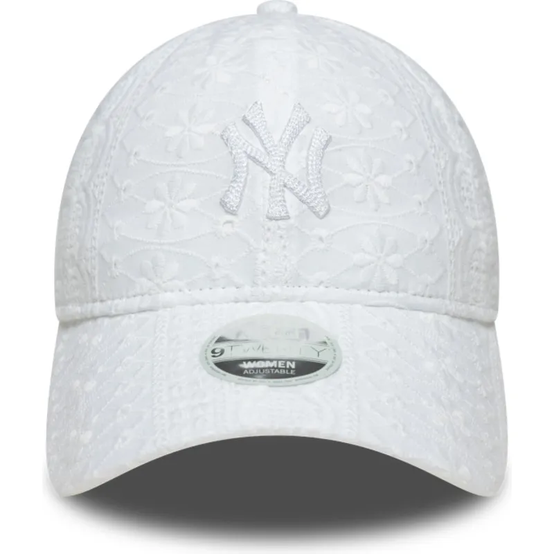 cap-zaoblena-white-adjustable-strap-9twenty-broderie-new-york-yankees-mlb-new-era