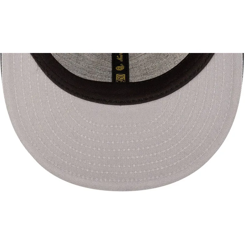 schwarze-enganliegende-flatcap-59fifty-day-retro-crown-der-new-york-yankees-mlb-von-new-era